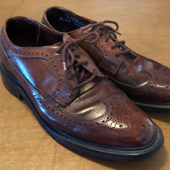 VTG HANOVER Brown Brogue Wingtips Dress Shoes 8.5 main image 8